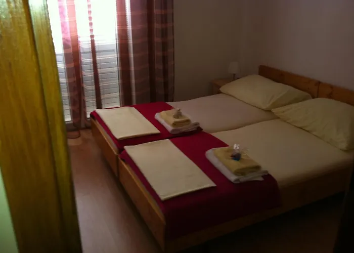 Apartments Husanovic