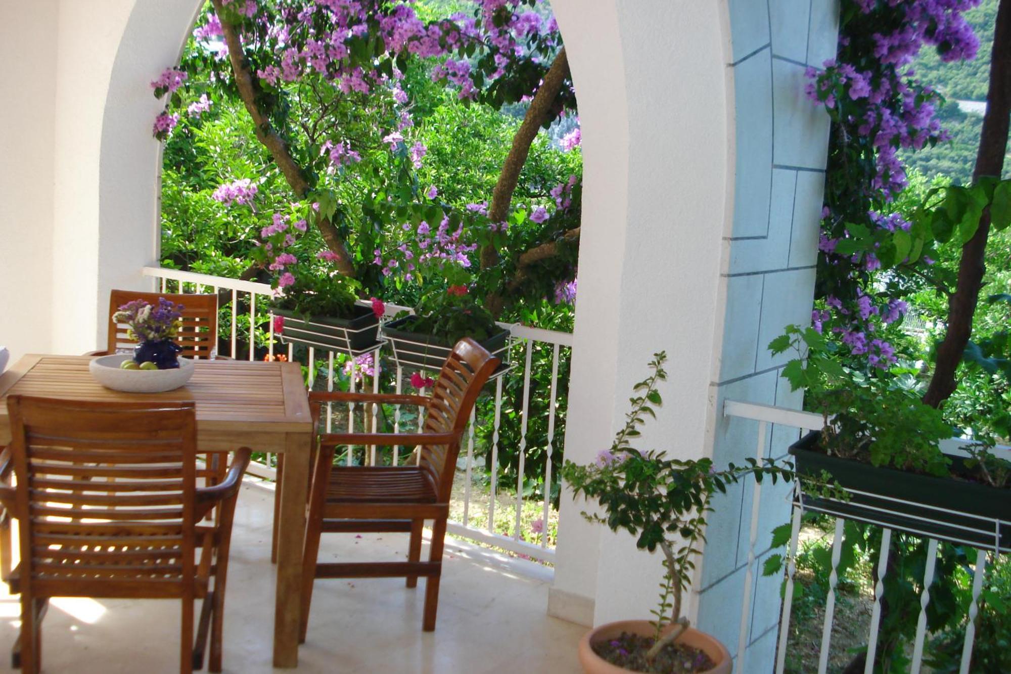 Husanovic Apartament *