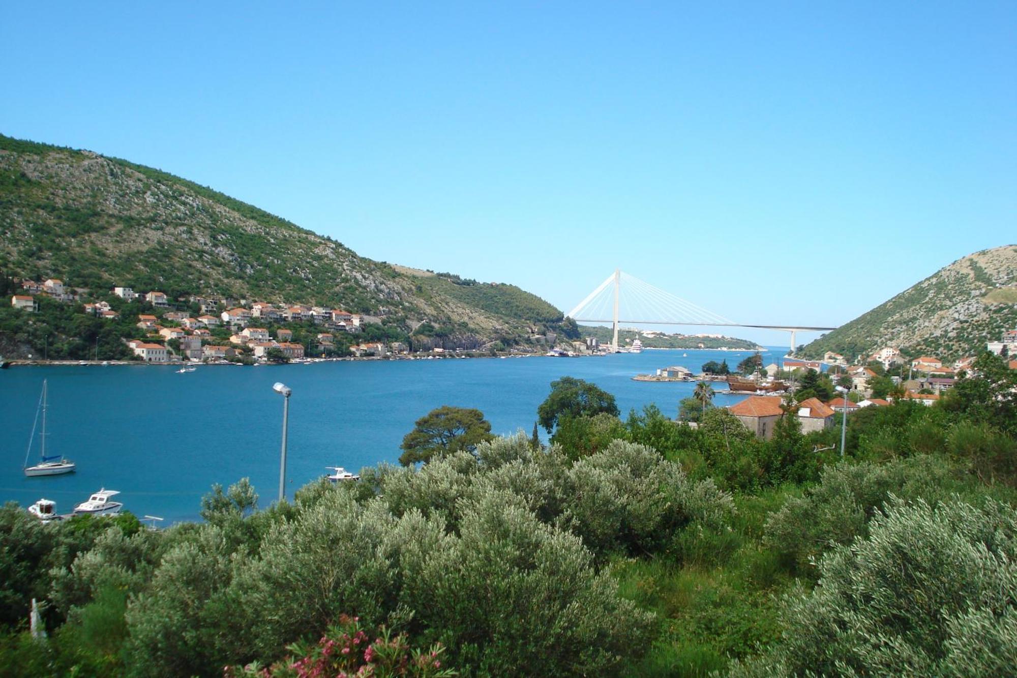 Husanovic * Mokošica